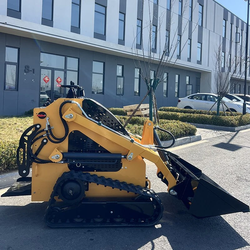 Skid Steer Loader With 4 In1 Bucket
